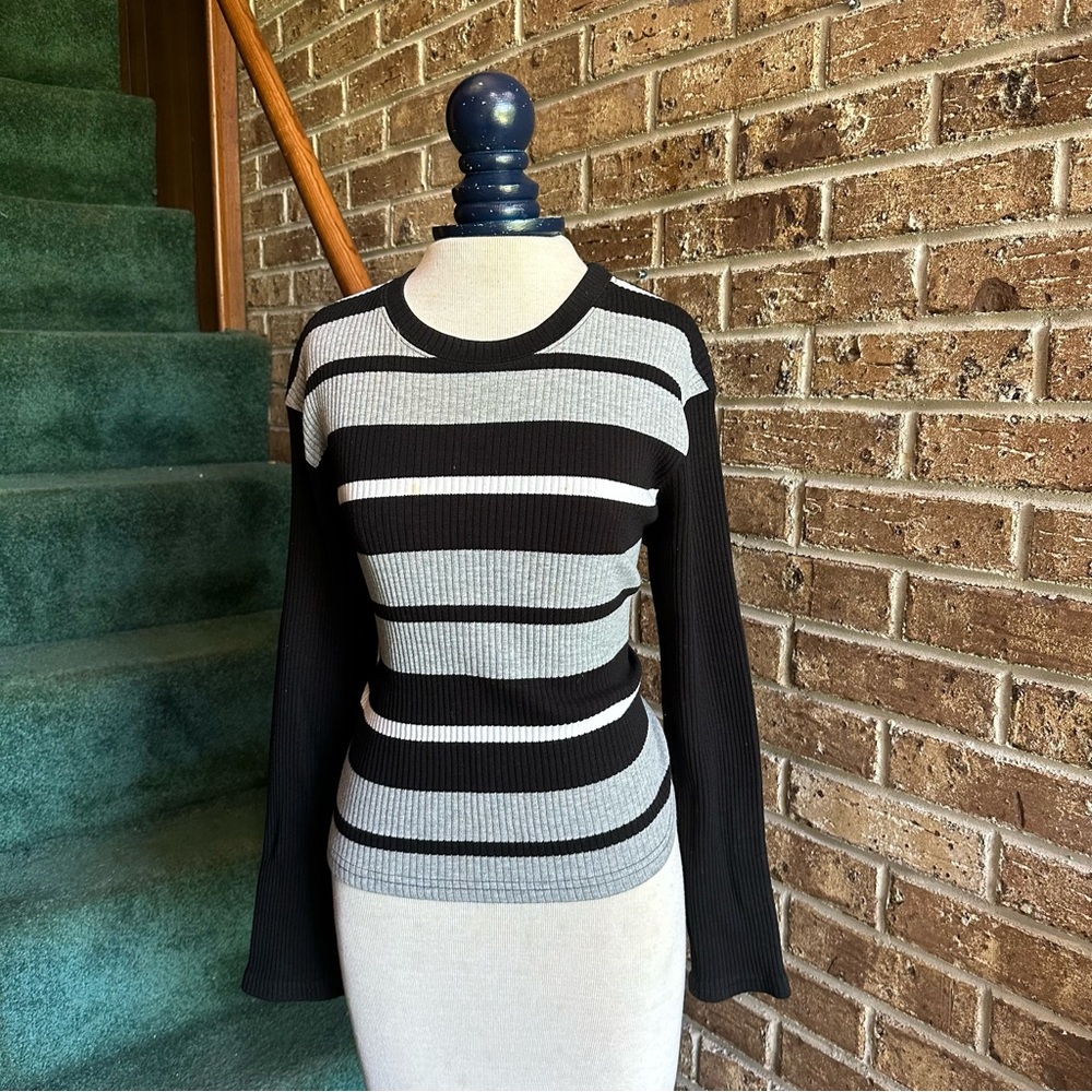 VTG Y2K 90s Striped Ribbed Chunky Knit Sweater